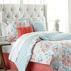 MODERN.SOUTHERN.HOME | Bedding | 6 Pc Quilt Coral Garden Modern ...